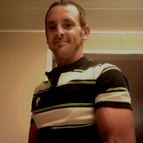 Meet your Posher, Daniel - Picture 1 of 1